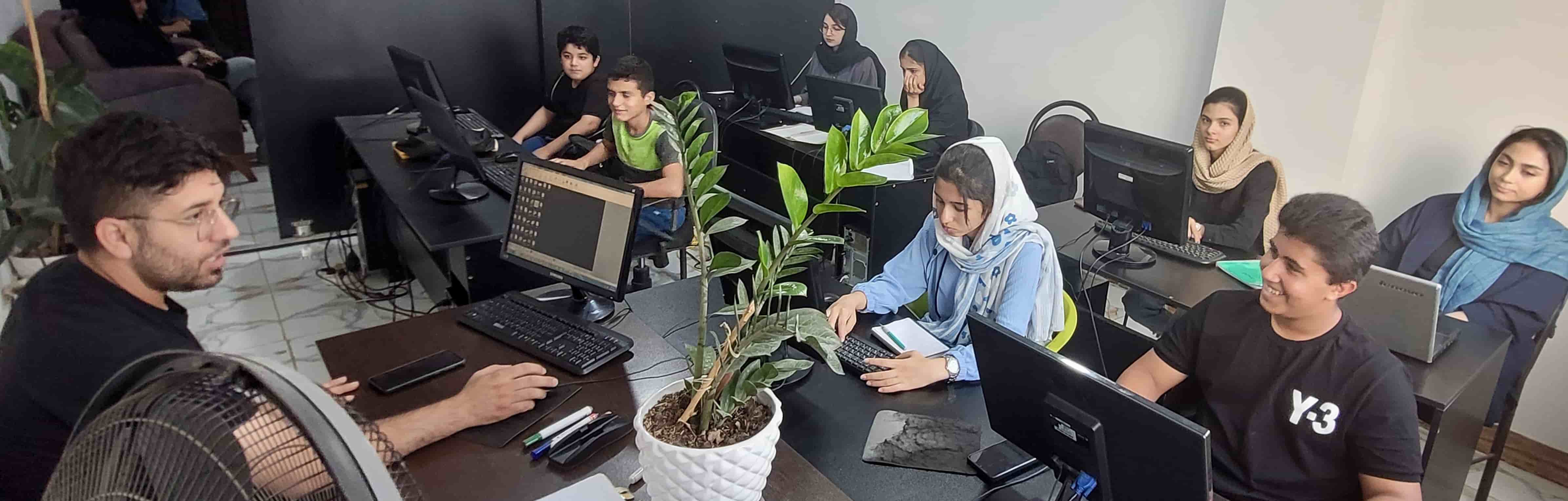 آموزش با رویکردی عملی